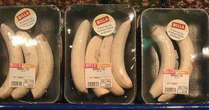 Die bereits geschälten Bananen bei der Supermarktkette Billa