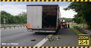 Bielefeld: Fahrer stellt LKW auf Autobahn ab um zu kegeln