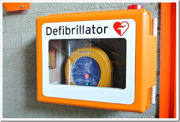 defibrillator-809447_960_720