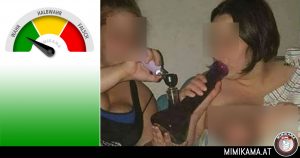 Faktencheck: Mutter raucht Cannabis, während sie ihr Baby stillt.