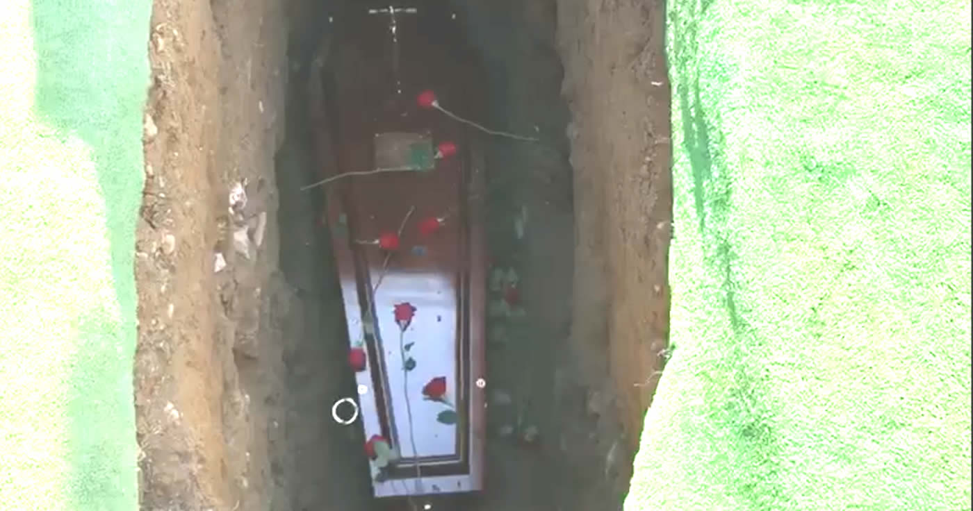 Kein Fake: Toter spricht aus seinem Grab