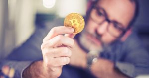 Justiz versteigert beschlagnahmtes Vermögen der Kryptowährung Bitcoin.