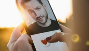 Wie man Fake-Accounts in Dating-Apps erkennt