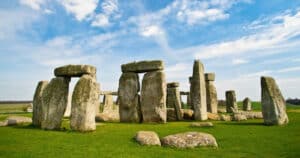 Stonehenge mystery finally solved? New findings support this theory 