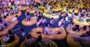 Party im Wuhaner Aquapark – der Faktencheck