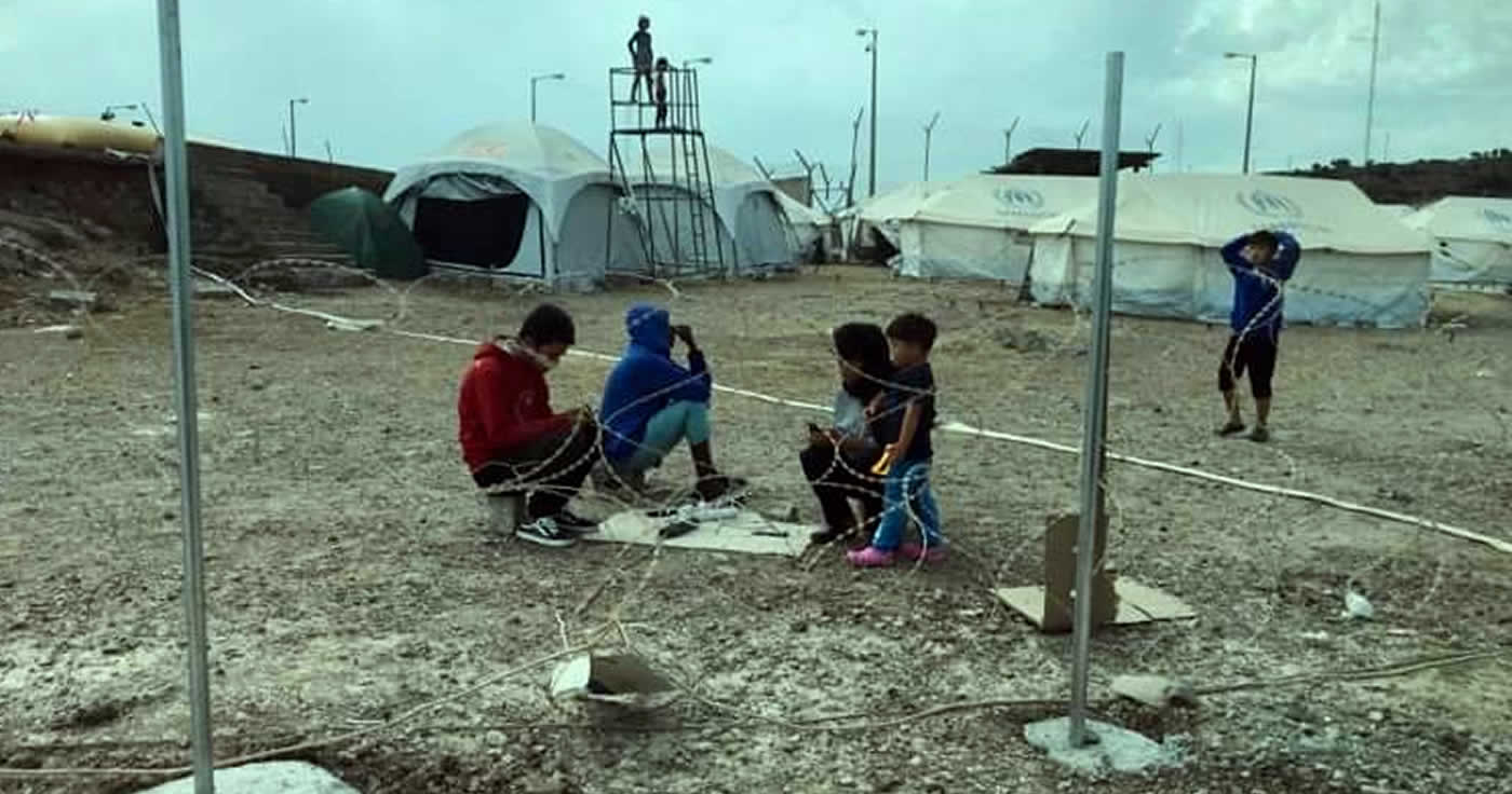 Ein echter Blick in das Flüchtlingslager auf Lesbos