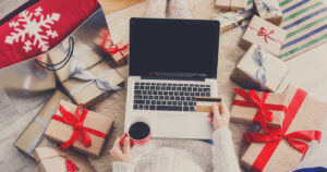 Don&#39;t give Christmas presents to cybercriminals
