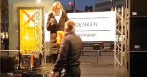 Eklat bei Anti-Corona-Demo: Querdenkerin vergleicht sich mit Widerstandskämpferin Sophie Scholl