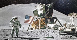 The moon landing is fake? No, Wikileaks doesn&#39;t say that! 