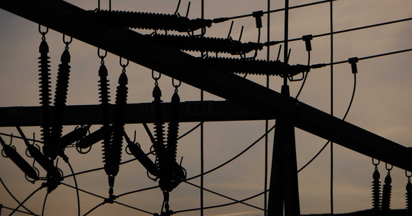 Warum steigt die Blackout-Gefahr in Europa? (Artikelbild: Shutterstock / Von Menna)