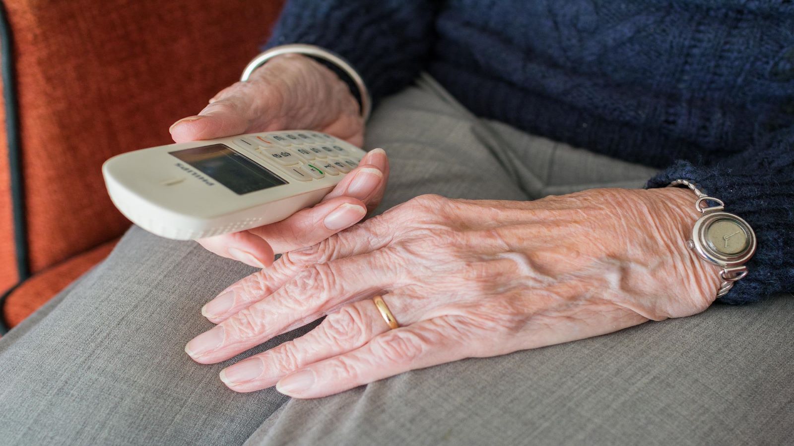 Telefonbetrüger ködert Senior mit großem Gewinnversprechen, Bild: Pixabay
