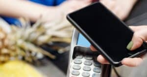 Neue Apple-Pay-Betrugsmasche: Kriminelle zahlen mit gestohlenen Kreditkartendaten
