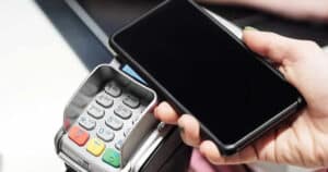 Mobiles Bezahlen mit dem Smartphone – wie sicher ist Apple Pay?
