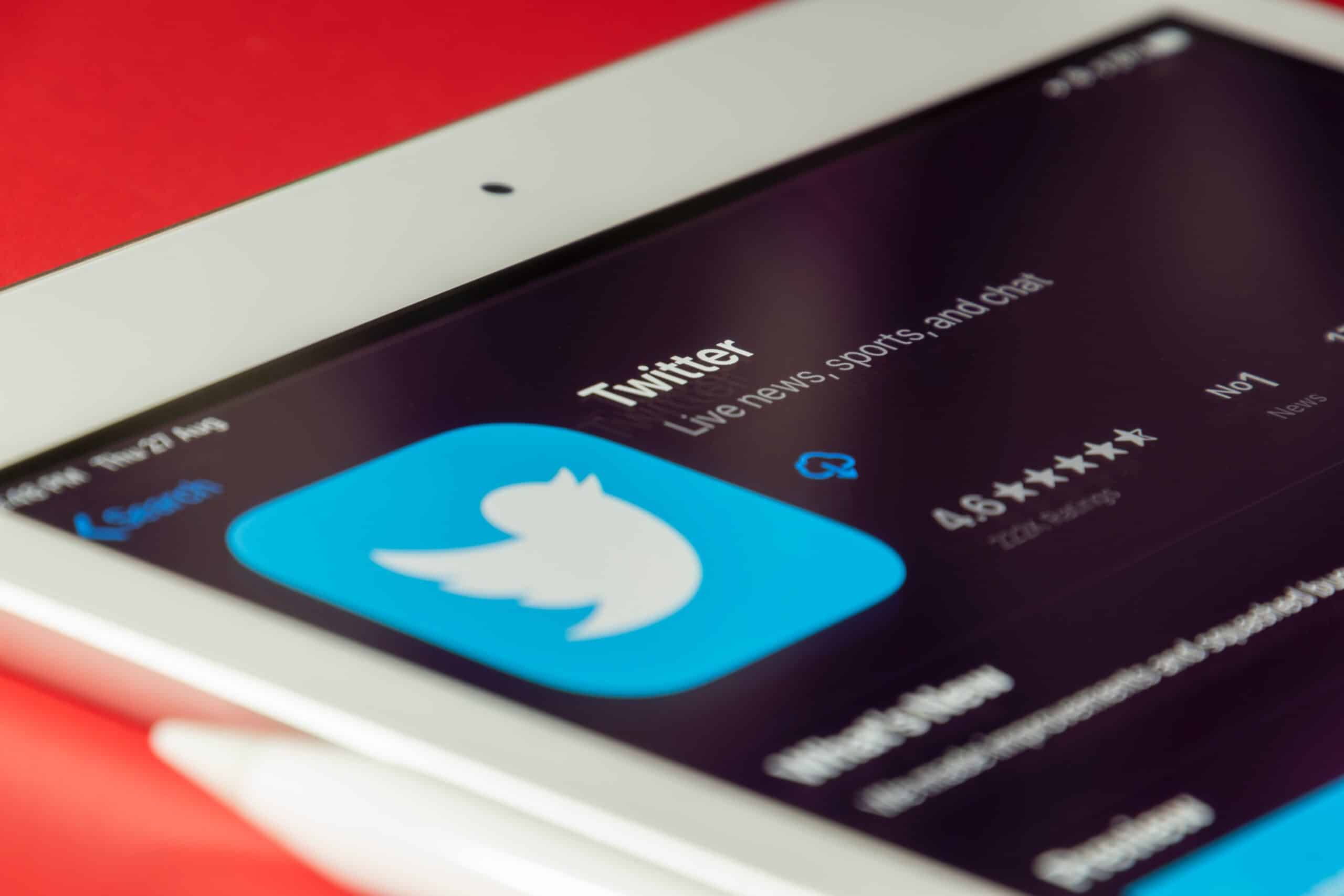 Twitter muss stärker gegen illegale Inhalte vorgehen