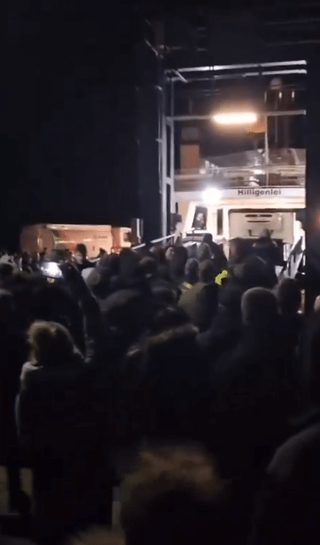 Fälschung eines KI-Bildes der Habeck-Blockade – mimikama.org Screenshot soziale Medien
